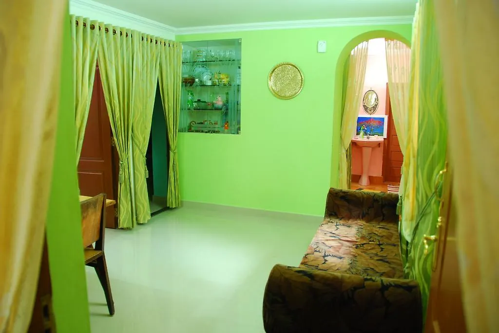 Familycare Homestay Munnar